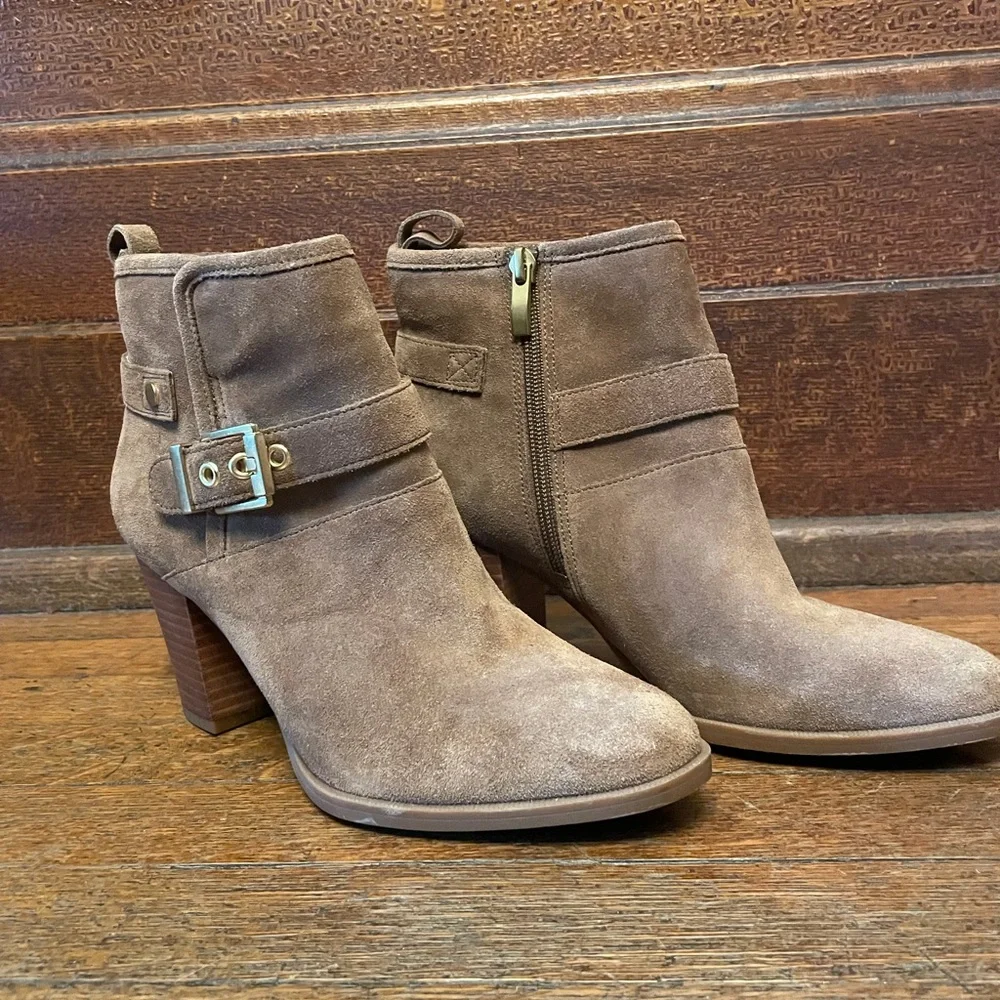 Franco Sarto suede Dorinda booties - Picture 2 of 5